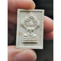 ราคา พระนาคปรกหลวงปู่หงษ์ พรหมปัญโญ วัดเพชรบุรี จ.สุรินทร์ รุ่น"เสาร์๕" ปี ๒๕๔๐ เนื้อเกสรผสมผงเก่า (16171377575)