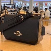 ราคา Coach Small Leather Jes Messenger (4414449572)