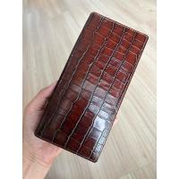 ราคา กระเป๋าสตางค์ใบยาว United Colors of Benetton มือสอง ของแท้% สภาพดี มีร่องรอยการใช้งานบ้าง ไม่มีตำหนิแตกขาด (28685680883)