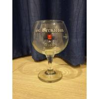 ราคา แก้วเบียร์ St.Bernardus 330 ml. ของแท้ (14829620592)