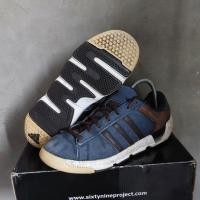 ราคา Adidas torsion ไซส์ 43 (28637073058)