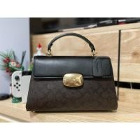 ราคา Coach รุ่น Eliza ขนาด 10 นิ้ว ของแท้ (มือสองใช้เอง) (42406357315)