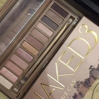 ราคา Naked3 (266892401)