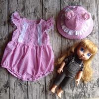 ราคา Animators เสื้อผ้าตุ๊กตา Combo set รวมชุดสีชมพู รวมหมวก ถุงเท้า และเสื้อ (27069779069)