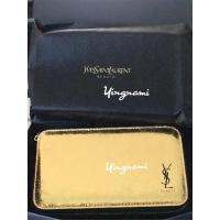 ราคา กระเป๋าเครื่องสำอางค์ YSL สีทองของแท้ พร้อมส่ง (13877739587)