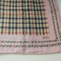 ราคา ผ้าเช็ดหน้า Daks ขนาด 23 นิ้ว ส่งฟรี (6525862994)