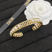 ราคา [พร้อมส่ง] กำไลข้อมือdior งานสวยไฮเอน ปั๊มแบรนด์ อะไหล่ชุบทอง 18 k (9264874402)
