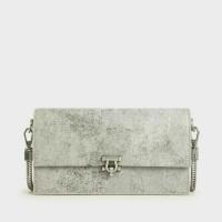 ราคา ของแท้จาก Shop CHARLES & KEITH Metallic Accent Long Wallet_CK6-10840196 (7376505525)