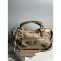 ราคา กระเป๋าสะพาย Balenciga city small Grey/Rosegold มือสองของแท้ (26532455390)