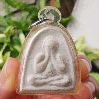 ราคา พระปิดตาหลังยันต์น้ำเต้าเนื้อผงน้ำมันออกวัดบ่อวิน ปี17 หลวงปู่ทิม วัดละหารไร่ปลุกเสก (22382073508)