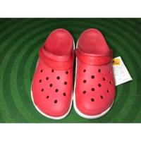 ราคา ร้องเท้า Crocs duet sport clog สีแดง (840584836)
