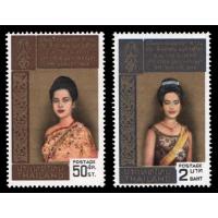 ราคา แสตมป์สะสม[ต่อดวง] แสตมป์ชุดเฉลิมพระชนมพรรษาครบ 3 รอบ สมเด็จพระนางเจ้าพระบรมราชินีนาถ ปี 2511 (11435375782)