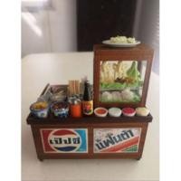 ราคา โมเดลโต๊ะไม้ขายข้าวมันไก่ ก๋วยเตี๋ยวไก่ เป็นของจิ๋วของตกแต่งร้านอาหาร (24533421622)