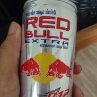 ราคา กระทิงแดง Redbull extar กระป๋อง ใช้โค๊ตใต้ฝาแล้ว หมดอายุ 2020 ติดต่อชมรูปเพิ่มเติมได้จ้า (1414364615)