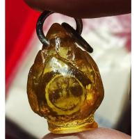 ราคา ✨ ลูกอมทองไหล รุ่นแรก หลวงพ่อทอง วัดเขาตะเครา ทรงดอกบัว จ.เพชรบุรี พร้อมใบฝอยเดิมจากวัด ✨ (43405639639)