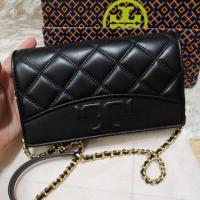 ราคา กระเป๋า​Tory burch outlet​ ของแท้​ มือ1​ หนัง​ลูกวัวแท้​ ขนาด​ 8นิ้ว​ ใส่การ์ดได้​ 8ใบ​ มีถุงกระดาษและป้าย (7044791546)