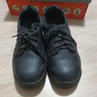 ราคา รองเท้าเซฟตี้มือสองไซต์37 (13439958193)