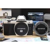 ราคา Olympus OMD EM10 II + lens 14-42mm (สีเงิน) สภาพสวยใหม่ ชัตเตอร์ 10,784 เมนูไทย อุปกรณ์ครบกล่อง (27586034086)