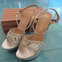 ราคา รองเท้าส้นสูงไซต์40 (33709880)