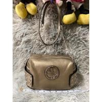 ราคา กระเป๋ามือสอง Dusto แท้ สีทองทรงกล่องไม่มีตำหนิค่ะ (20575070912)