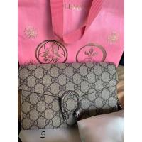 ราคา Gucci Dionysus GG Supreme chain wallet (มือสอง) (10917946634)