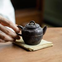 ราคา โคลนหินเก่าสีแดงทองโคลนเครื่องปั้นดินเผากาน้ําชาครัวเรือนชาทําเงียบสไตล์หม้อชาทําย้อนยุคจีนกังฟูชาชุด [ก106 】 (28325609380)