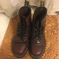 ราคา รองเท้า Dr. Martens มือสองของแท้ (7610651670)
