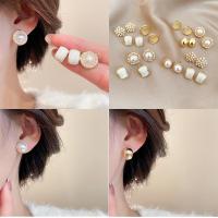 ราคา ชุดต่างหูมุกเทียมหยดน้ํามันย้อนยุคหรูหราทุกวันต่างหูพร็อพอเนกประสงค์แสงหรูหราต่างหูผู้หญิงระดับไฮเอนด์ (57402980000)