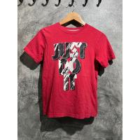 ราคา เสื้อยืดมือสอง ยี่ห้อ Nike สีแดง (22565798722)