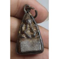 ราคา พระปิดตารูปหล่อลอยองค์เลี่ยมโบราณเก่าไม่ทราบพี่ (43151584957)