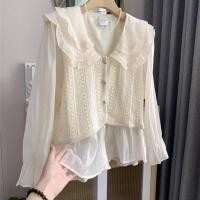ราคา {พร้อมส่ง} รุ่น (AU-คอ2ชั้นกระดุมทอง08)เสื้อแขนยาว ผ้าชีฟองเส้นใยธรรมชาติสีขาว คอปกแต่งระบาย แต่งดีเทลเสื้อกั๊กฉลุกระดุม (28927132721)