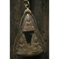 ราคา พระสามนางวัดใหญ่เนื้อชิน พิษณุโลกเลี่ยมเงินโบราณครับ (22548078160)