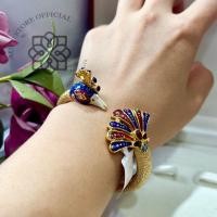 ราคา กำไลพลอยแท้ กำไลนกยูง เสริมเสน่ห์เมตตามหานิยม เงินแท้92.5% ถมทองคำแท้ 24k สินค้าดูแลตลอดการใช้งาน A (24541263781)