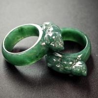 ราคา แหวนหยกสีเขียวแกะสลักลายปี่เซี่ยะ หยกแท้ jadeite type a (29118901374)