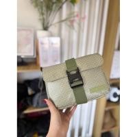 ราคา [สินค้า Grade B] MC JEANS กระเป๋าสะพายข้าง UNISEX M02Z115 กระเป๋าสะพายข้าง crossbody กระเป๋า PU (44177078962)