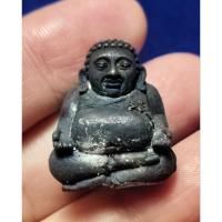 ราคา พระสังกัจจายน์ รุ่นแรก (เลขมงคล 366) หลวงปู่เกลี้ยง วัดโนนแกด จ.ศรีสะเกษ ปี2556 (เนื้อเหล็กน้ำพี้แก่ชนวนนวะ) (29241016157)