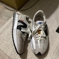 ราคา New Balance 327 Levi’s สีเทา 8.5US (22734964124)