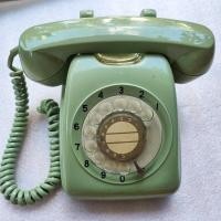 ราคา โทรศัพท์วินเทจ งานเก่า ใช้งานไม่ได้ สำหรับตั้งโชว์ ตกแต่งบ้าน ตกแต่งร้าน สีเขียวคลาสสิค มือสองสภาพสวย หายาก น่าสะสม (55453213965)