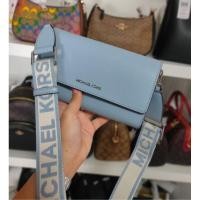 ราคา Michael Kors สอบถามก่อนกดสั่งค่ะ ของแท้ ไม่แท้ยินดีคืนเงินค่ะ (20386426079)