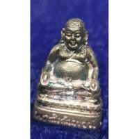 ราคา พระสังกัจจายน์หลวงพ่อคูณเนื้อเงินก้นเงินมีกริ่งตอกโค้ดคูณ รุ่นอวยพรปีใหม่ ปี 37 (28203943445)