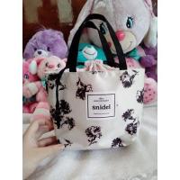 ราคา กระเป๋า snidel ลายดอกไม้มีหูรูด สภาพ 90 เปอร์เซ็นใช้ครั้งเดียว น่ารักสุดๆเลย ของแท้จากญี่ปุ่น (856459551)