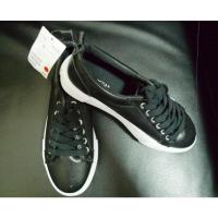 ราคา #004 H&M รองเท้าผ้าใบหนังนิ่ม แท้ 100% เบอร์ 36 (20391218724)