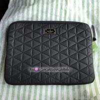 ราคา KATE SPADE BLAKE AVENUE QUILTED LAPTOP SLEEVE CASE : WIRU0669 : BALCK (line: @coachbysuphitcha) (1034713968)