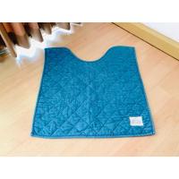 ราคา พรมปูพื้นรองชักโครก สีฟ้าปักลายตารางทั้งผืน ยี่ห้อ Laid Back มือสองขายตามสภาพ สินค้าญี่ปุ่น-เกาหลีแท้ (28105097571)