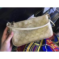 ราคา Coach พอช มือสอง ของแท้ (1851782268)