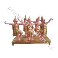 ราคา ตุ๊กตาแก้บน ตุ๊กตาตั้งศาล ละครรำ ละครรำโรงใหญ่ นางรำโรงใหญ่ (เตียงใหญ่) นางรำ 5 ตัว เหมาะสำหรับแก้บนและตั้งศาล (19072712096)