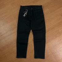 ราคา กางเกงยีนส์ผ้ายืดสกินนี่สีดํา Uniqlo (29829729661)