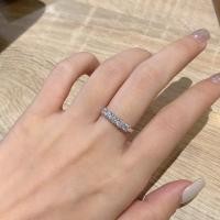 ราคา แหวนเพชรแถวขนาด 12ตัง เรียง 5เม็ด ฝังกระเปาะร่วม️ ตามเคยคะงานแกะแบบ ไม่เหมือนที่ไหนแน่นอน (26814103278)