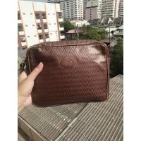 ราคา กระเป๋าทรงคลัช Valentino มือสองของแท้100% (1725348965)