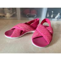 ราคา FitFlopแท้จ้า ใส่ไป1ครั้งเท่านั้น สภาพใหม่จ้า เพราะใส่1ครั้ง (7924088297)